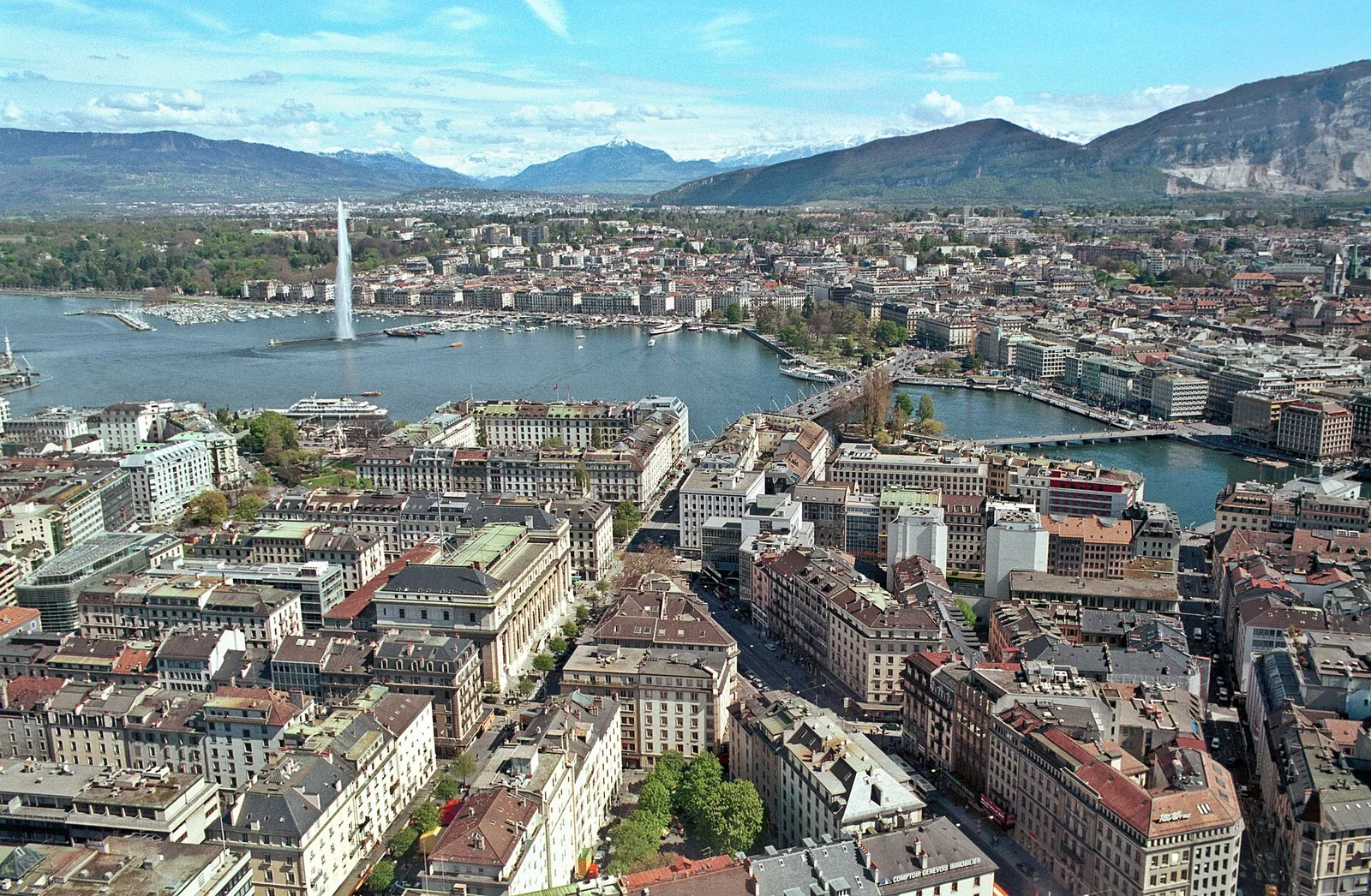 Touringcar huren in Genève
