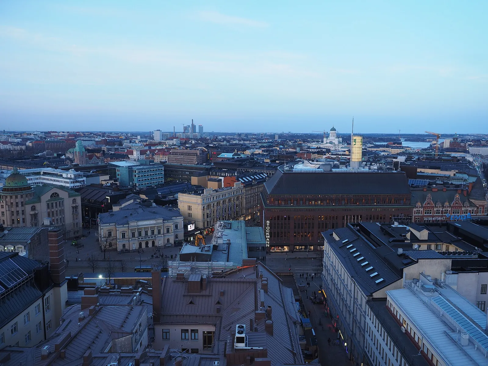 Sewa bus pariwisata Helsinki
