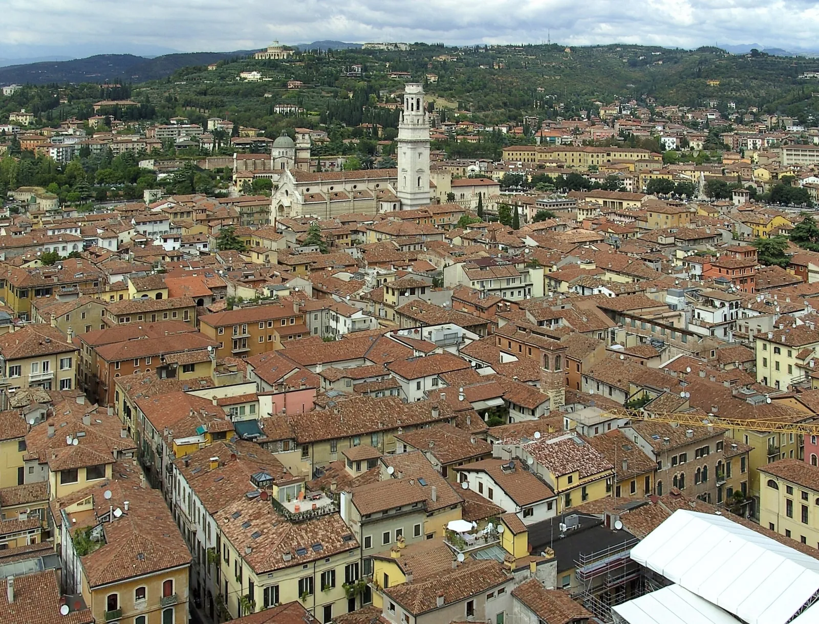Reisebus mieten in Verona