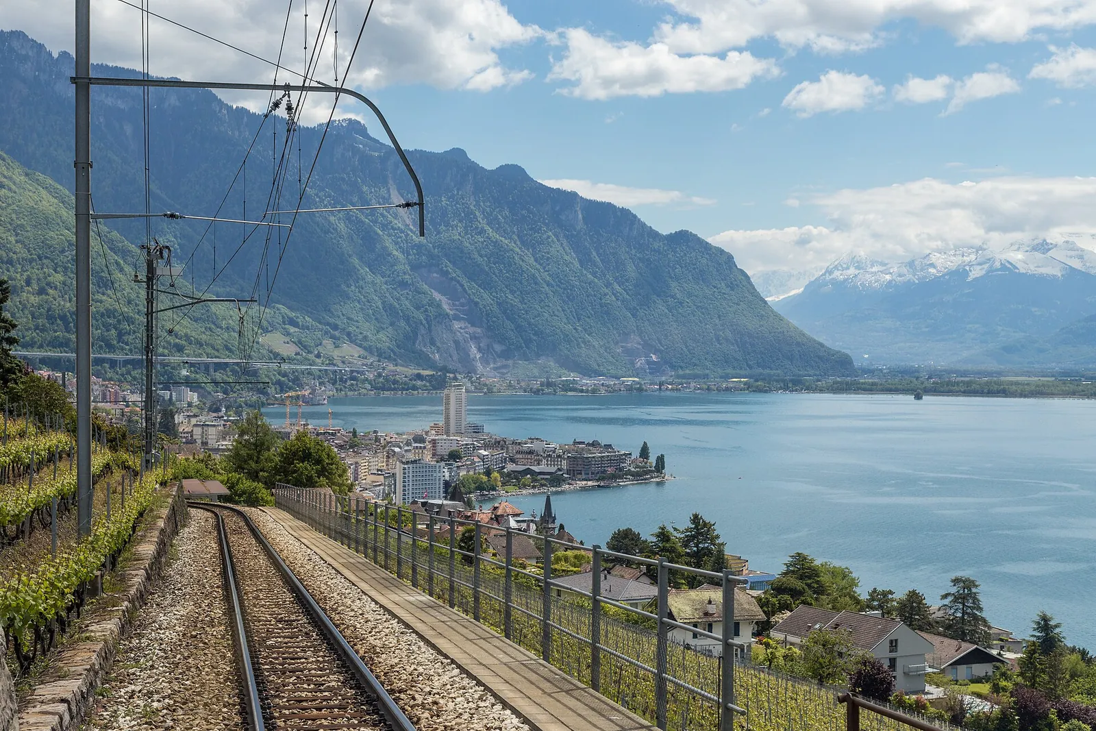 De Genève à Montreux en autocar privé