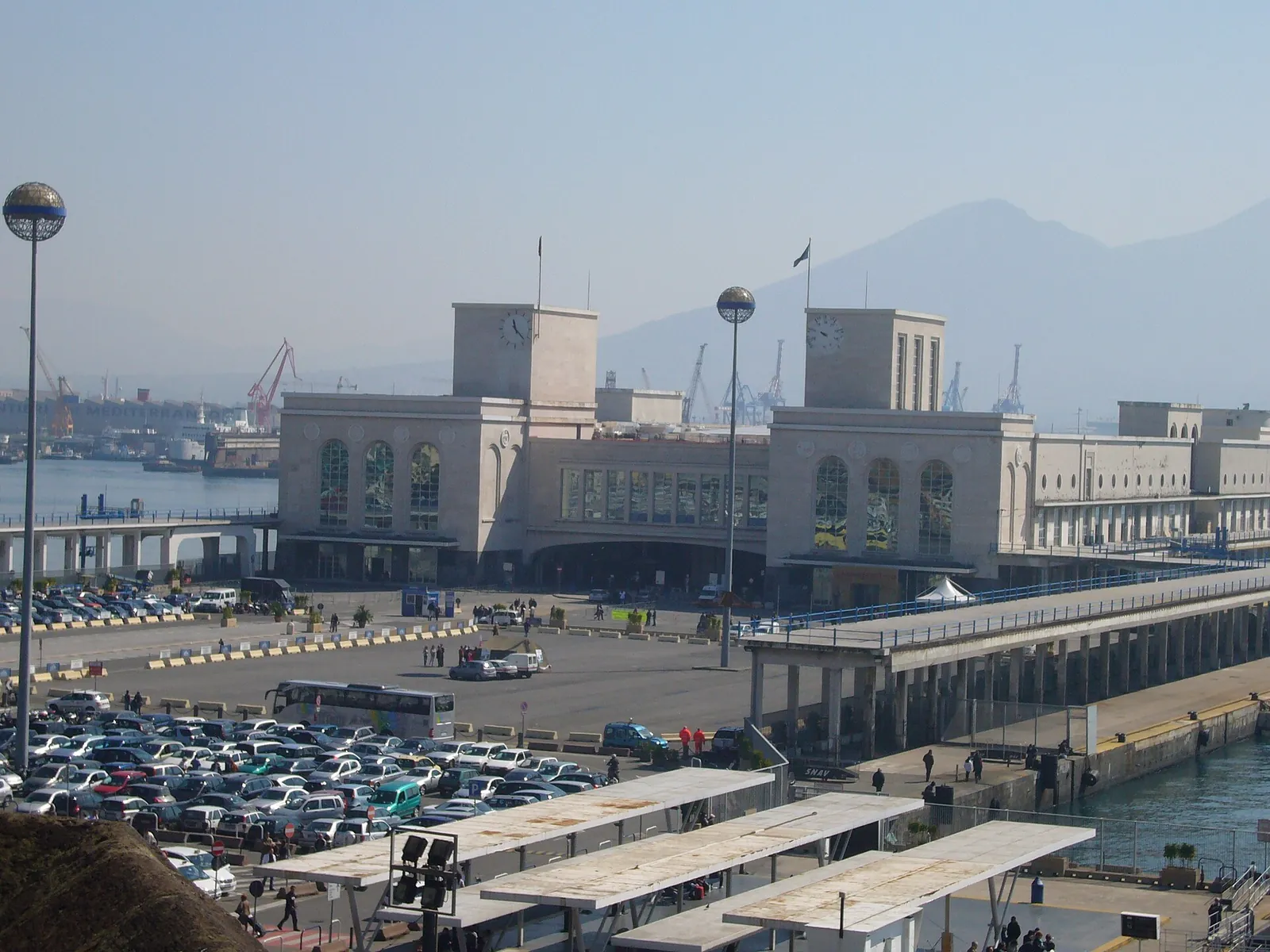 Da Porto crociere di Napoli a Pompei in pullman privato