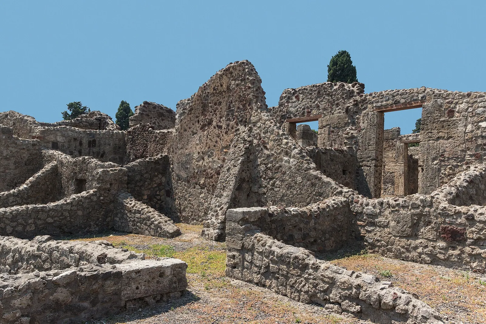 Napoli ke Pompeii dengan bus pribadi