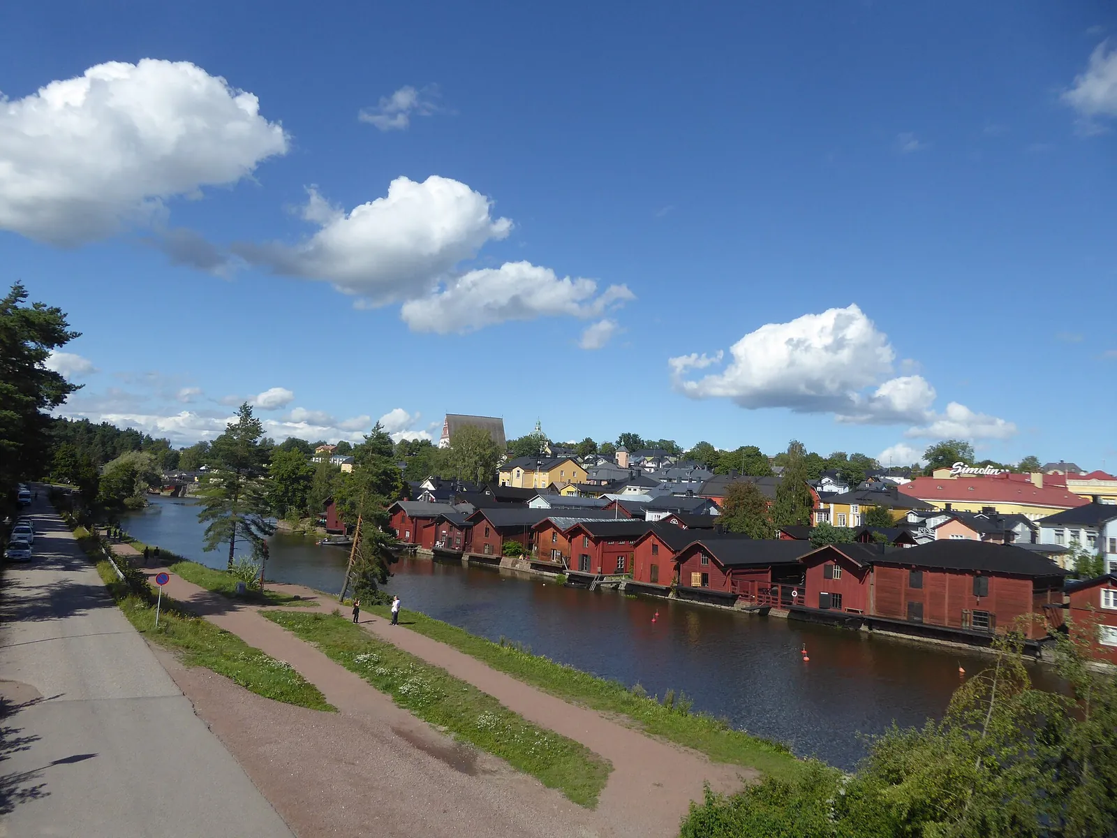 Von Helsinki nach Porvoo im privaten Reisebus